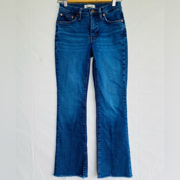 Madewell Midrise Kick out Crop Jean - Picture 5 of 9